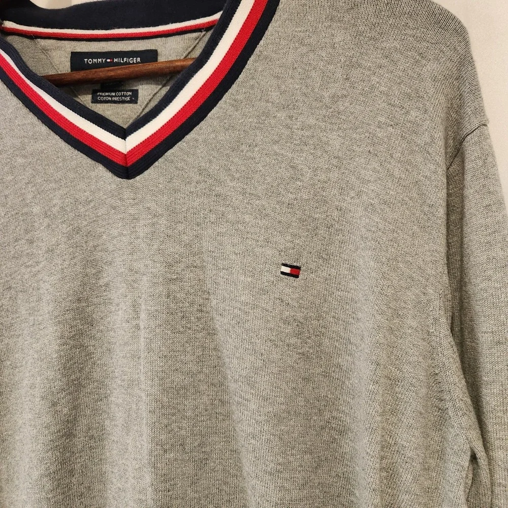 Tommy Hilfiger Mens Sweater Pullover V-Neck Casual Cotton Long Sleeve‎ Outerwear
